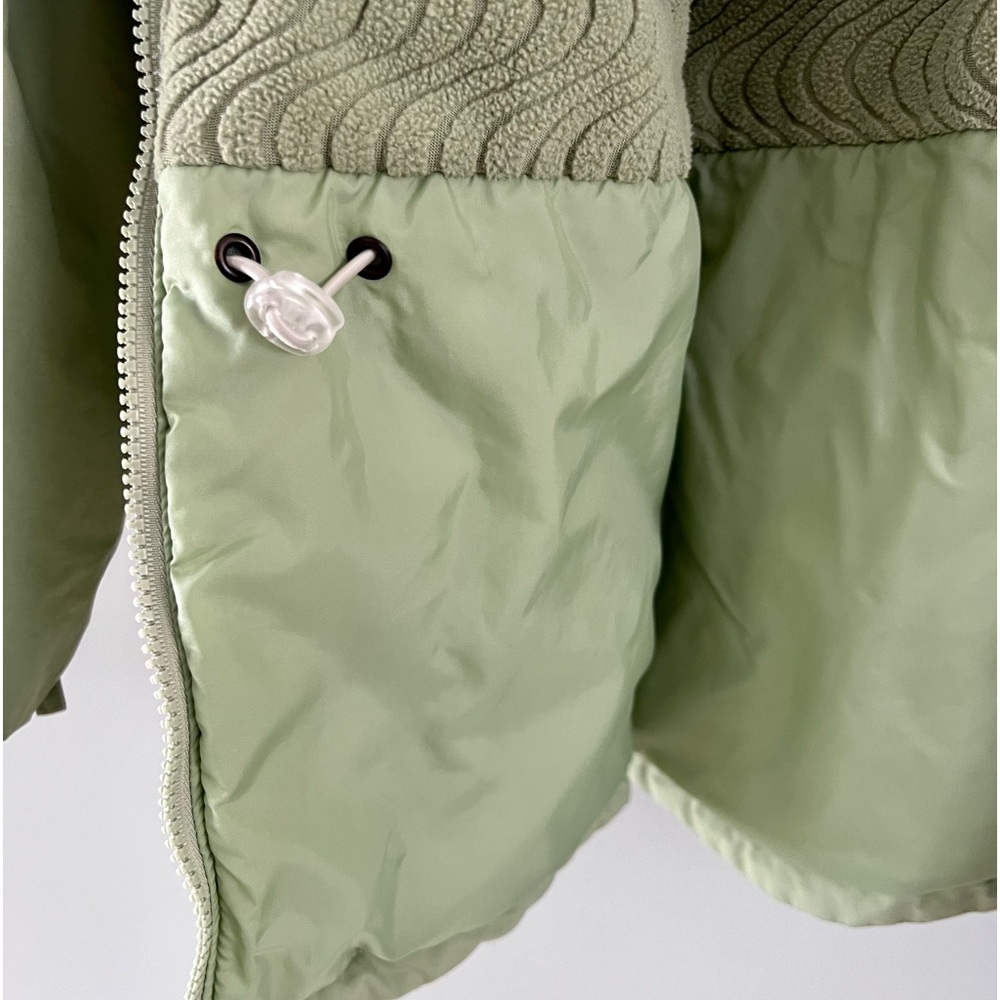 Columbia Women’s Spring Jacket - Picture 3 of 4